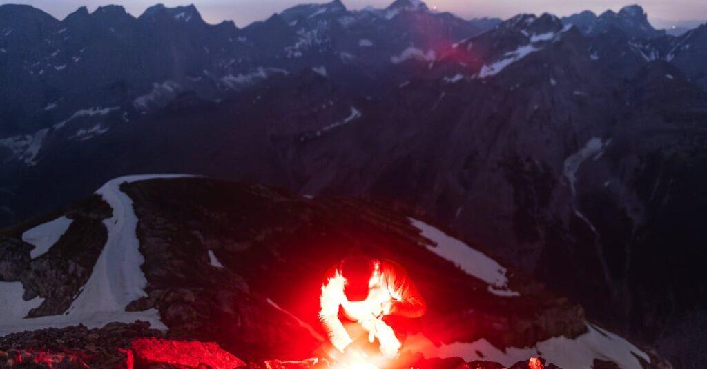 découvrez les sommets inexplorés des montagnes, un véritable paradis pour les aventuriers en quête de paysages époustouflants et d'expériences uniques. vivez l'adrénaline de l'escalade, la sérénité des randonnées et la beauté sauvage de la nature, loin des sentiers battus.