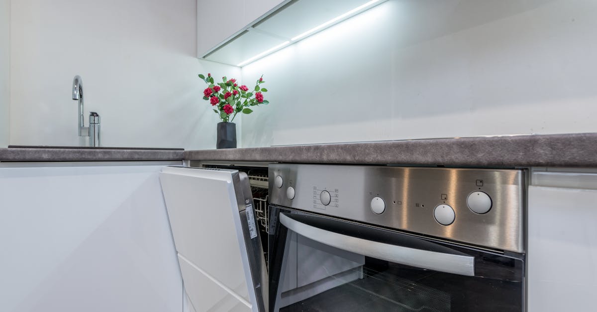 découvrez notre sélection de fours encastrables, alliant performance et design. profitez de technologies innovantes pour des cuissons parfaites et un gain de place dans votre cuisine. idéal pour les chefs en herbe et les passionnés de gastronomie.