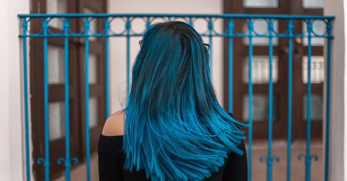 découvrez l'univers fascinant des couleurs de cheveux. que vous souhaitiez changer de look ou simplement trouver l'inspiration pour votre prochaine coloration, explorez des tendances, des techniques et des conseils d'experts pour révéler votre style unique.