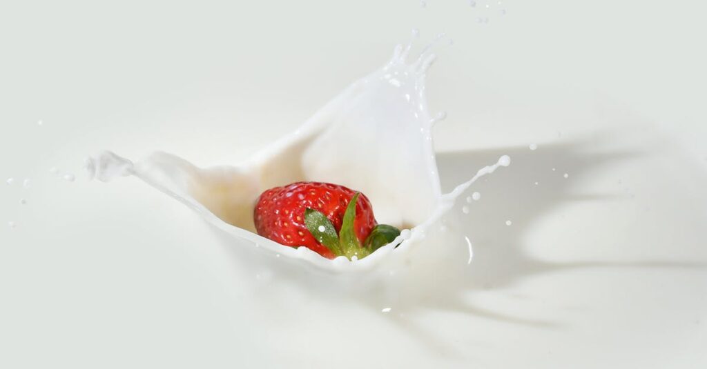 découvrez les bienfaits du lait, une boisson nutritive incontournable. apprenez-en davantage sur ses variétés, ses apports en calcium et ses usages en cuisine pour une alimentation saine et équilibrée.