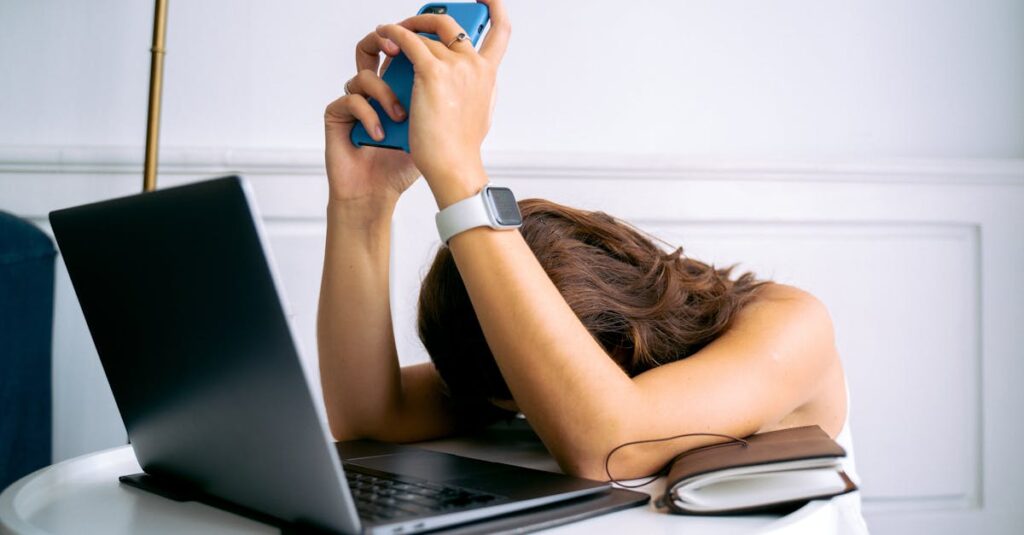 découvrez comment gérer la fatigue durant la grossesse. apprenez des conseils pratiques et des stratégies pour surmonter la fatigue et profiter pleinement de cette période unique de votre vie.