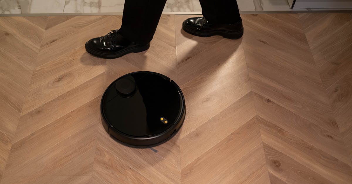 découvrez nos robots aspirateurs performants qui allègent votre quotidien. grâce à leur technologie avancée, ces appareils sont capables de nettoyer vos sols en profondeur tout en s'adaptant à votre intérieur. profitez d'une maison propre sans effort avec nos modèles silencieux et autonomes.