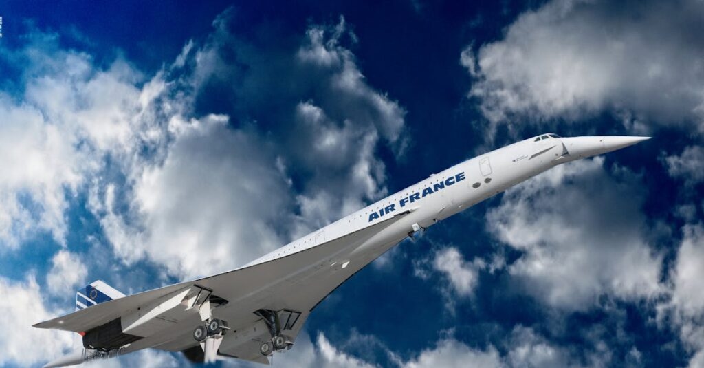 découvrez air france, la compagnie aérienne emblématique de la france, offrant des services de qualité pour vos voyages internationaux et domestiques. profitez d'une expérience de vol unique avec un large choix de destinations, un confort optimal et une attention exceptionnelle à la satisfaction des passagers.
