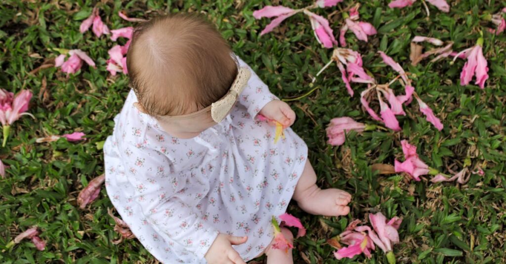 découvrez tout ce que vous devez savoir sur les éruptions cutanées chez les bébés : causes, symptômes, traitements efficaces et conseils pour soulager l'inconfort de votre tout-petit.