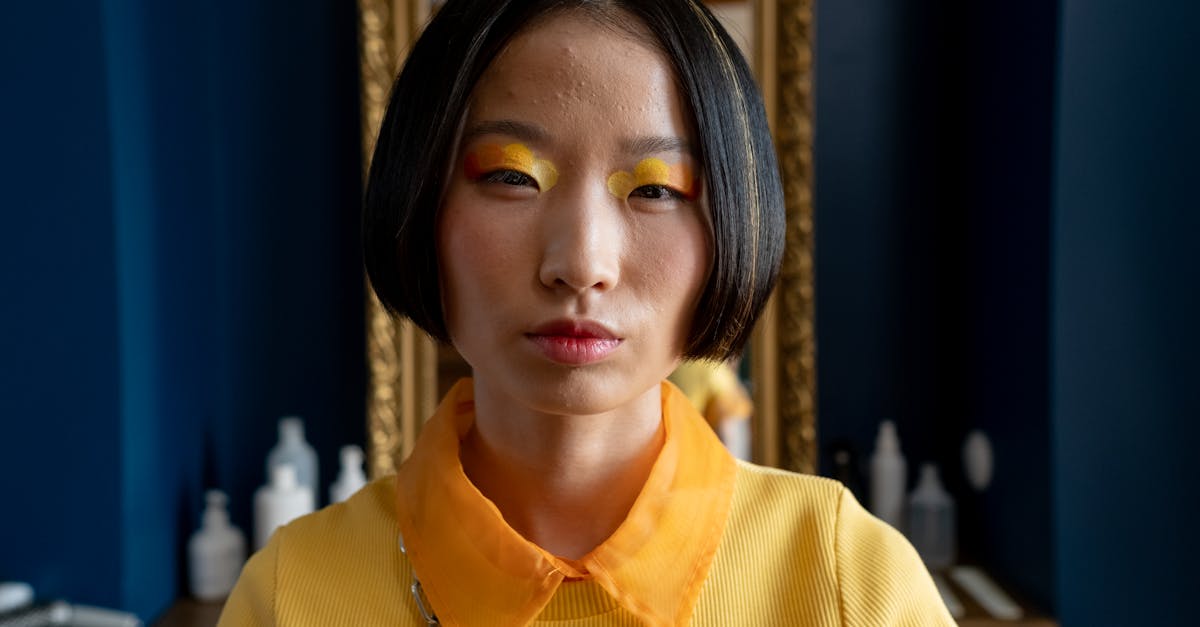 découvrez l'élégance intemporelle du bob cut, une coupe de cheveux polyvalente qui sublime toutes les formes de visage. explorez nos conseils de coiffure, nouvelles tendances et astuces d'entretien pour adopter ce look chic et moderne.