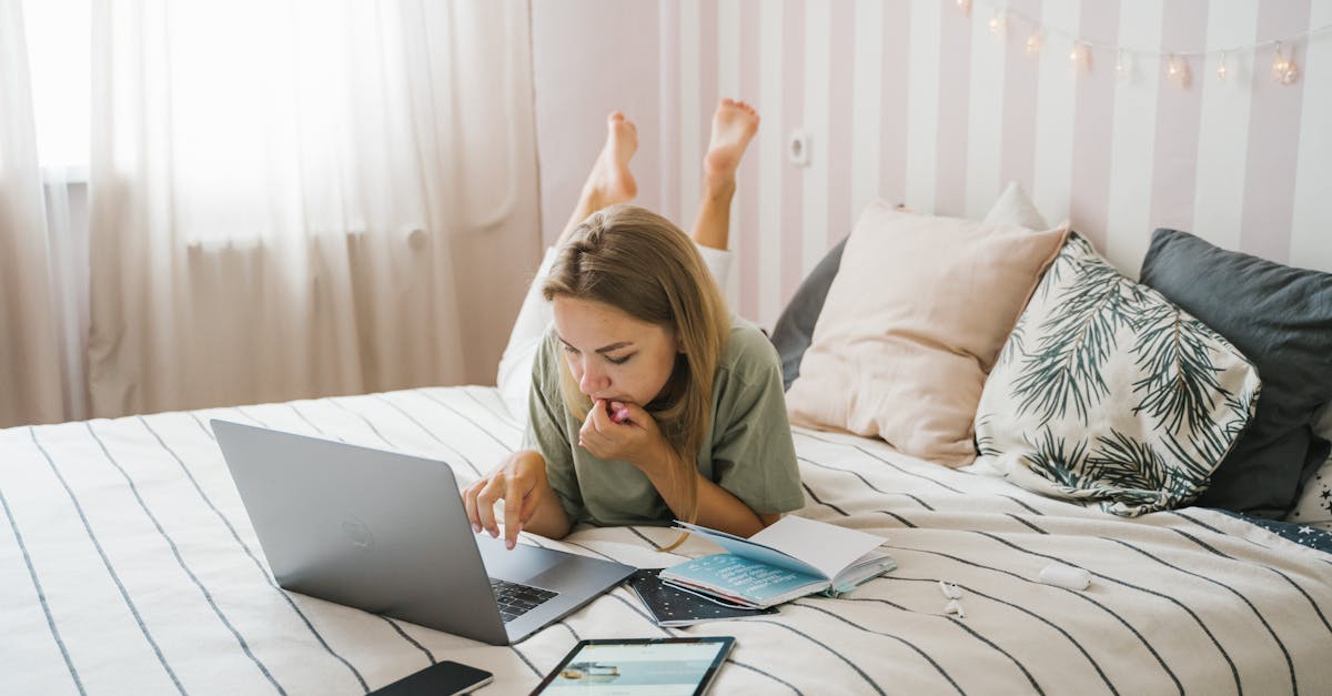 découvrez les avantages du travail à distance : flexibilité, équilibre entre vie professionnelle et personnelle, et nouvelles opportunités. apprenez à optimiser votre espace de travail à domicile et à rester productif.