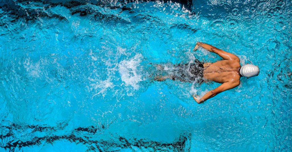 découvrez l'univers de la natation : bienfaits, techniques, et conseils pour améliorer vos performances aquatiques. plongez dans nos articles et apprenez à nager comme un pro !
