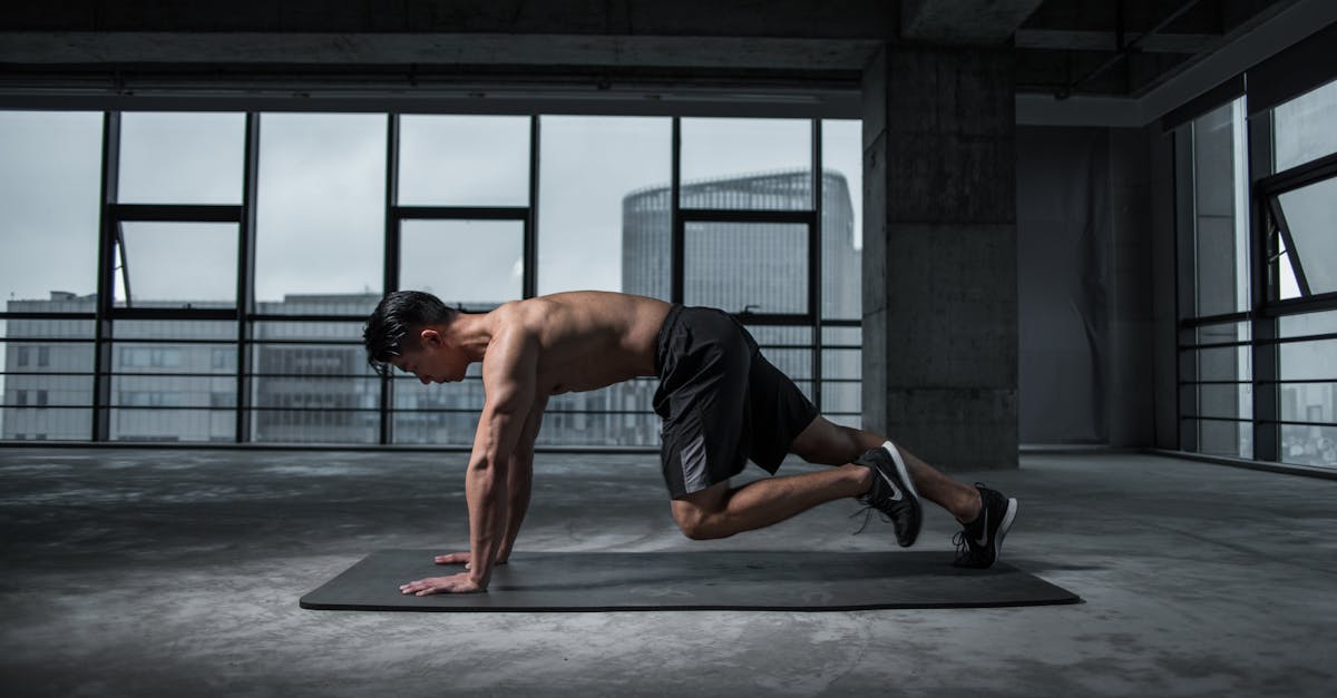découvrez comment réaliser le dynamic plank, un exercice de gainage dynamique efficace pour renforcer votre sangle abdominale, améliorer votre posture et augmenter votre endurance. conseils, bienfaits et étapes pour bien exécuter le mouvement.