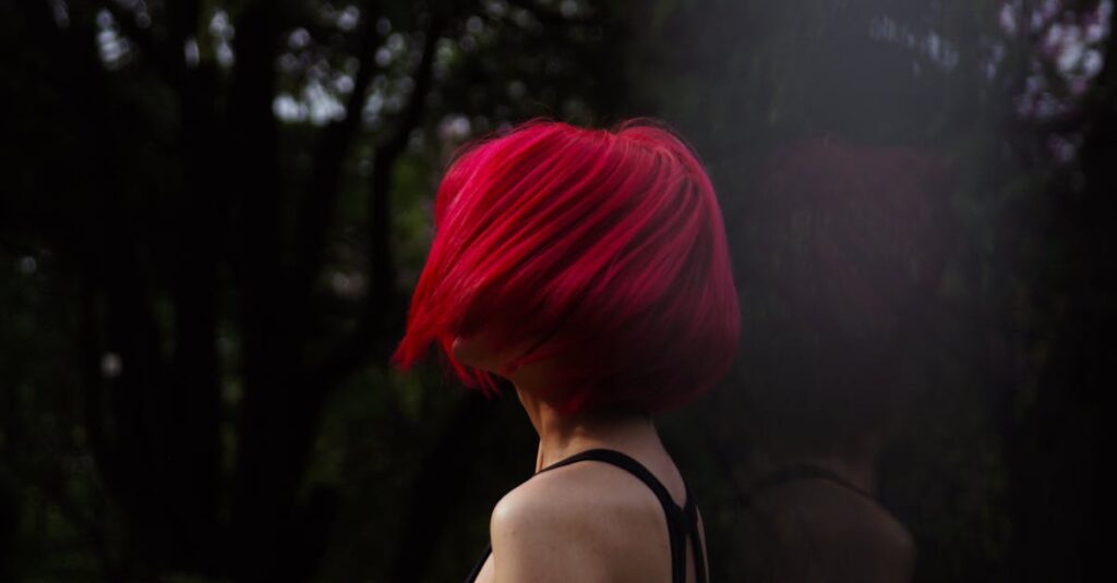 découvrez toutes les tendances de coloration pour cheveux : conseils, inspirations et astuces pour choisir la teinte idéale et prendre soin de votre couleur !