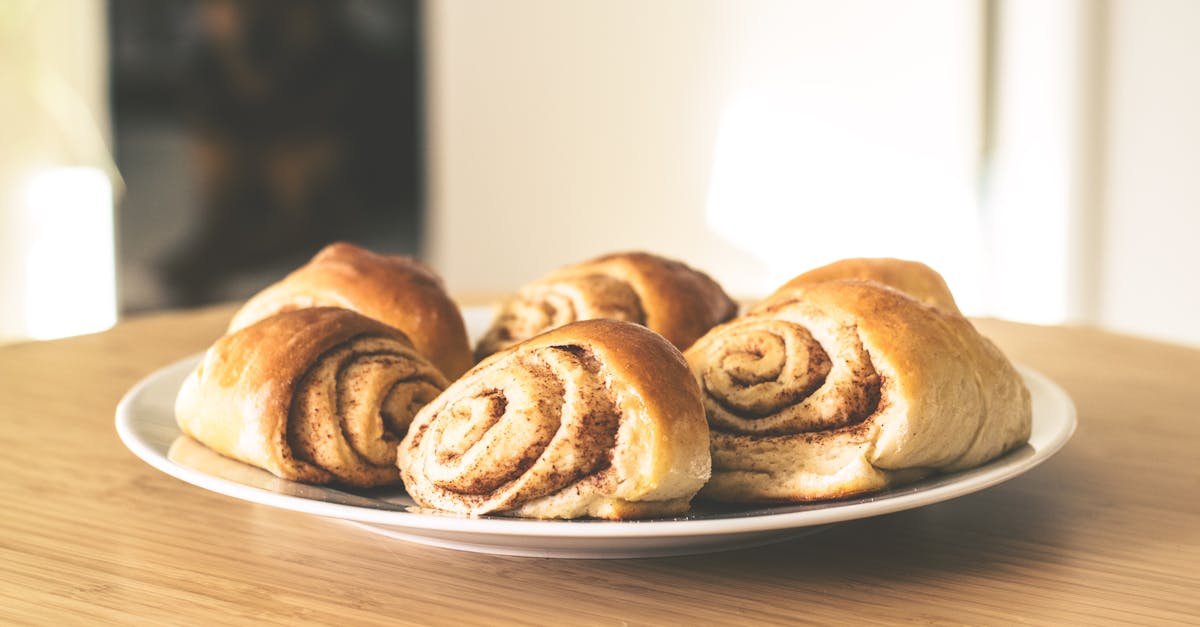 découvrez toutes les utilisations de la cannelle, ses bienfaits pour la santé et ses différentes formes. recettes, conseils et informations sur cette épice parfumée incontournable.