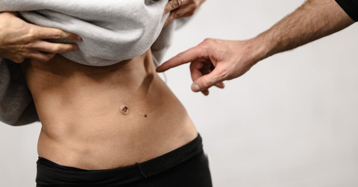 découvrez les meilleurs exercices pour un ventre plat : routines efficaces, conseils pour débutants et astuces pour raffermir votre abdomen rapidement et durablement.