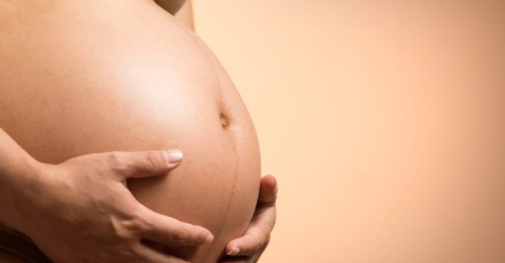 découvrez tout ce qu'il faut savoir sur la grossesse : conseils santé, étapes clés, évolutions du bébé et astuces bien-être pour vivre sereinement cette période unique de la vie.