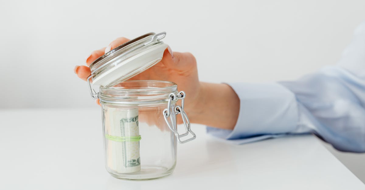 découvrez tout ce qu'il faut savoir sur le compte d'épargne : avantages, fonctionnement, taux d'intérêt et conseils pour optimiser votre épargne en toute sécurité.