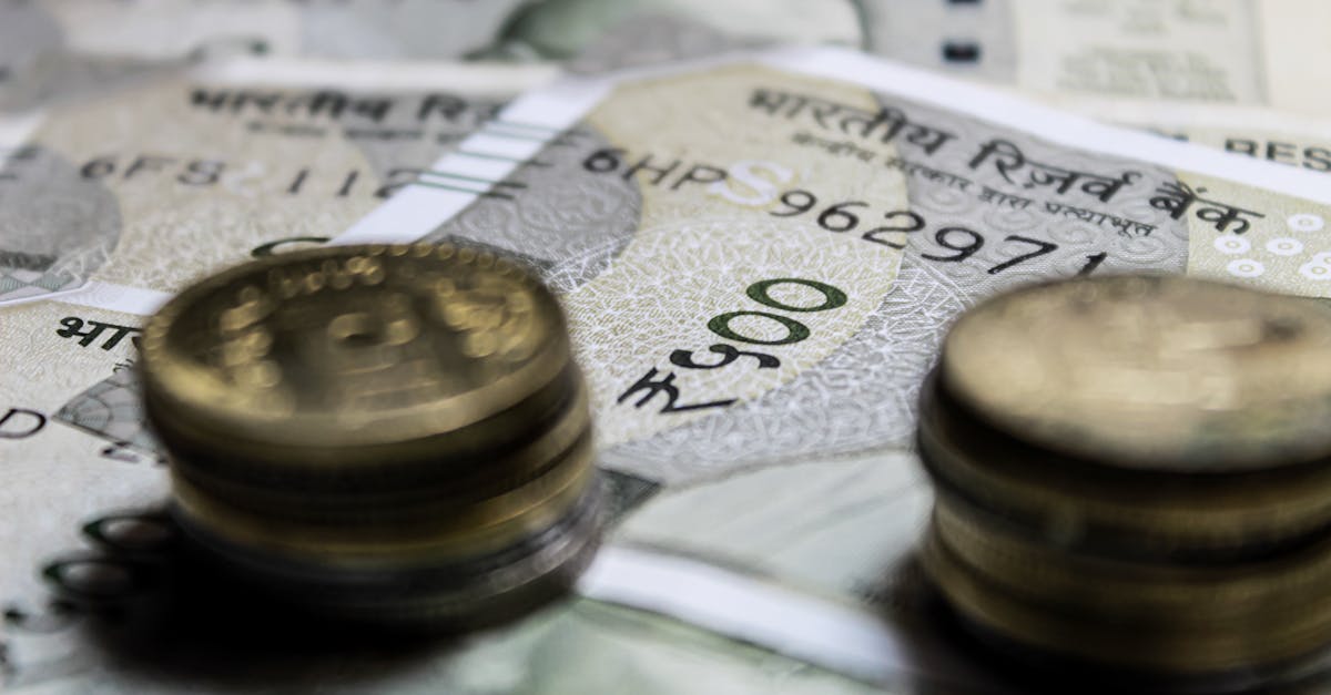 découvrez tout ce qu'il faut savoir sur le taux d'intérêt : définition, fonctionnement, importance dans les prêts bancaires et conseils pour obtenir le meilleur taux en 2024.