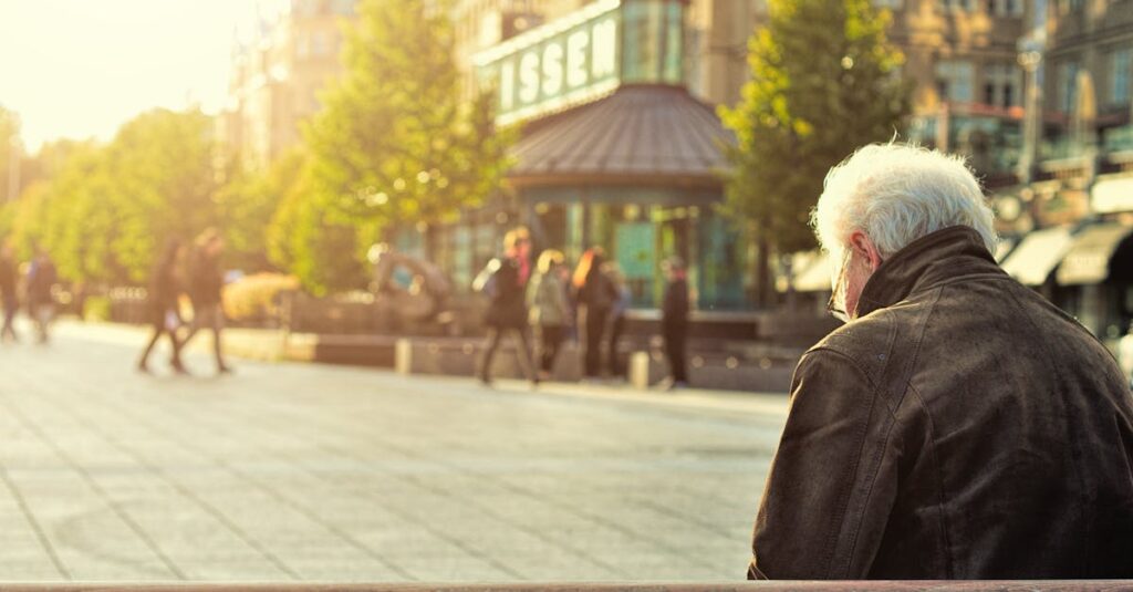 découvrez tout ce qu'il faut savoir sur la retraite : informations, conseils pratiques et solutions pour bien préparer cette nouvelle étape de vie en toute sérénité.