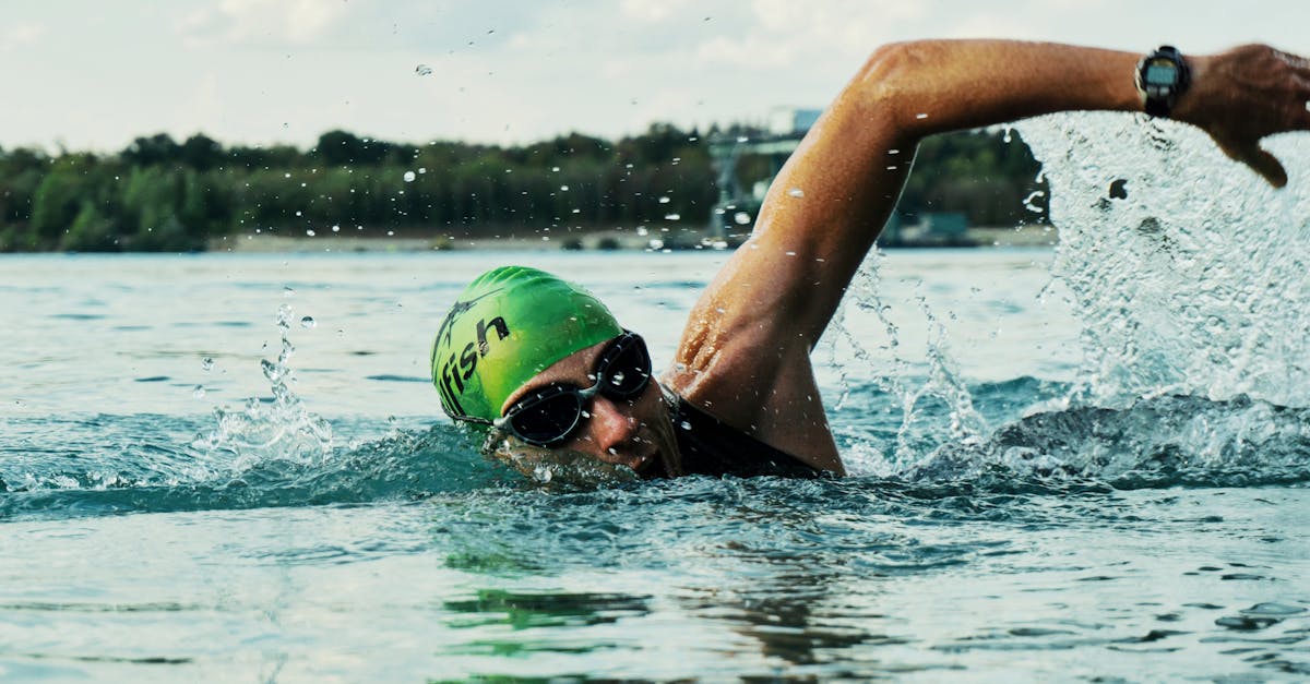 découvrez tout sur la natation : techniques de nage, bienfaits pour la santé, conseils pour débutants et passionnés, et astuces pour progresser rapidement en piscine ou en eau libre.