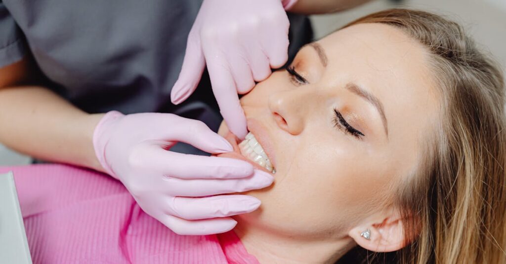 Voici comment blanchir vos ongles jaunes : les conseils d’une experte découvrez nos solutions de whitening pour un sourire éclatant et des dents visiblement plus blanches. profitez de conseils experts et de produits sûrs pour retrouver confiance en votre sourire.