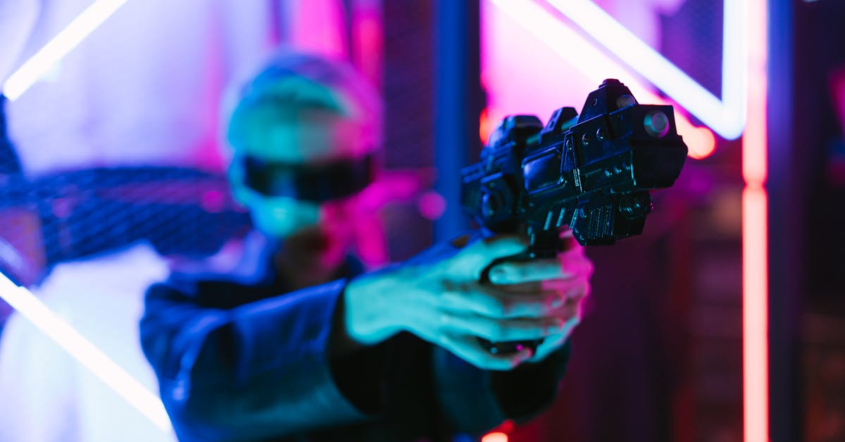 découvrez la teinte ash dark blonde, un blond cendré foncé qui apporte élégance et naturel à votre coiffure. parfait pour un look moderne et sophistiqué.