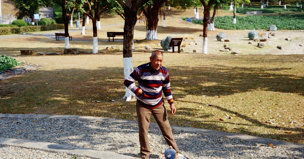 découvrez quand et comment votre bébé commence à se retourner, avec des conseils pour encourager cette étape clé de son développement moteur.