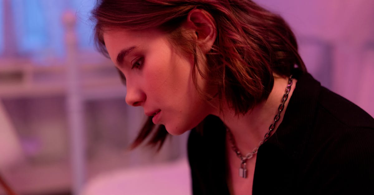 découvrez le style bob, une coupe de cheveux tendance et élégante qui s'adapte à toutes les formes de visage. idéale pour un look moderne et facile à entretenir.