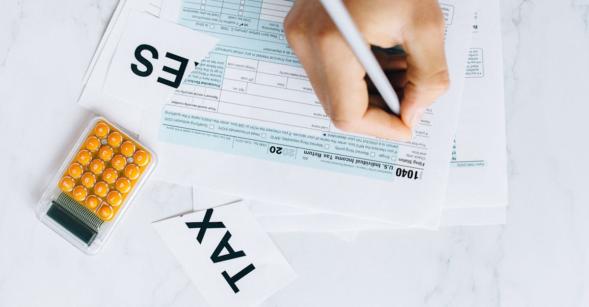 calculez facilement votre date d'accouchement grâce à notre calculateur pratique et précis de date prévue.