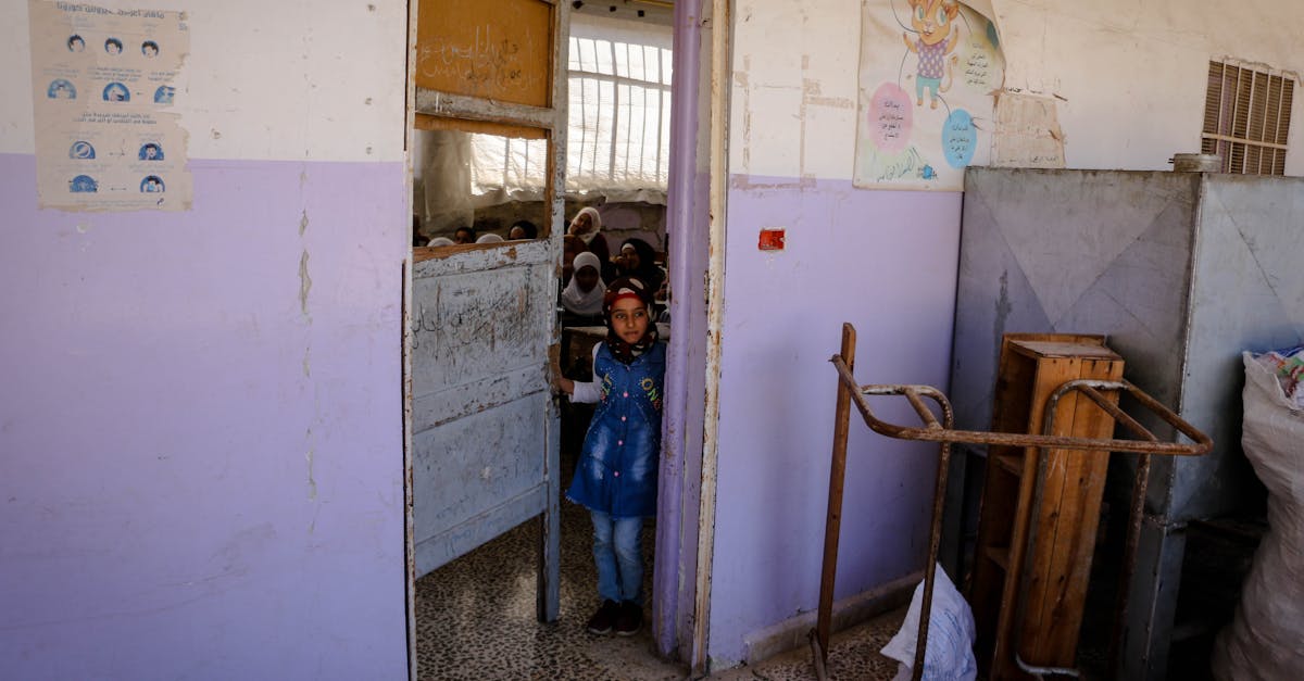 découvrez une liste inspirante de prénoms musulmans pour filles, avec leurs significations et origines, parfaits pour choisir un prénom unique et plein de sens.