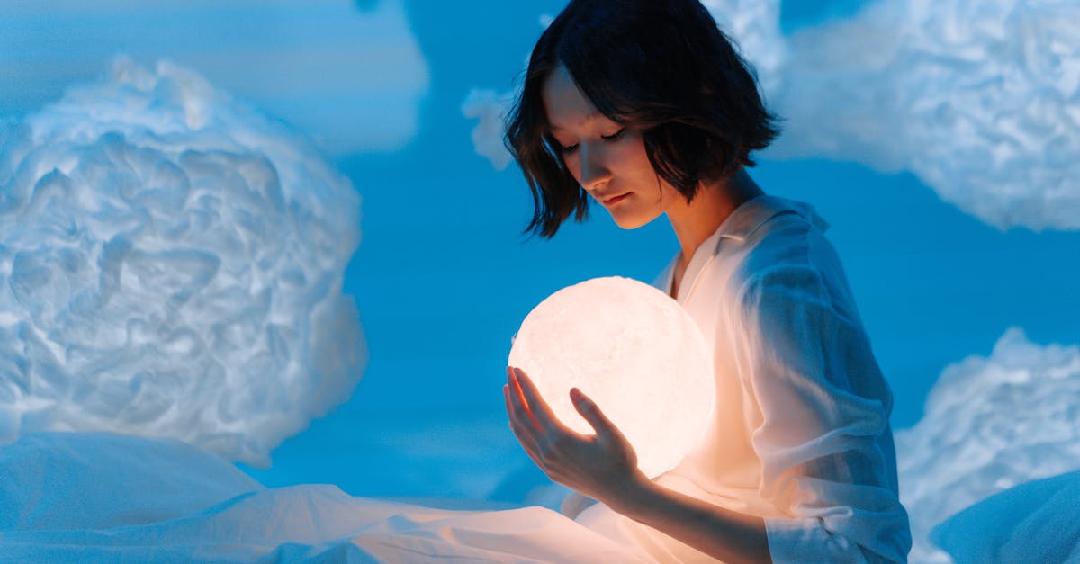 découvrez la signification fascinante des rêves d'araignées et ce qu'ils symbolisent dans votre subconscient.