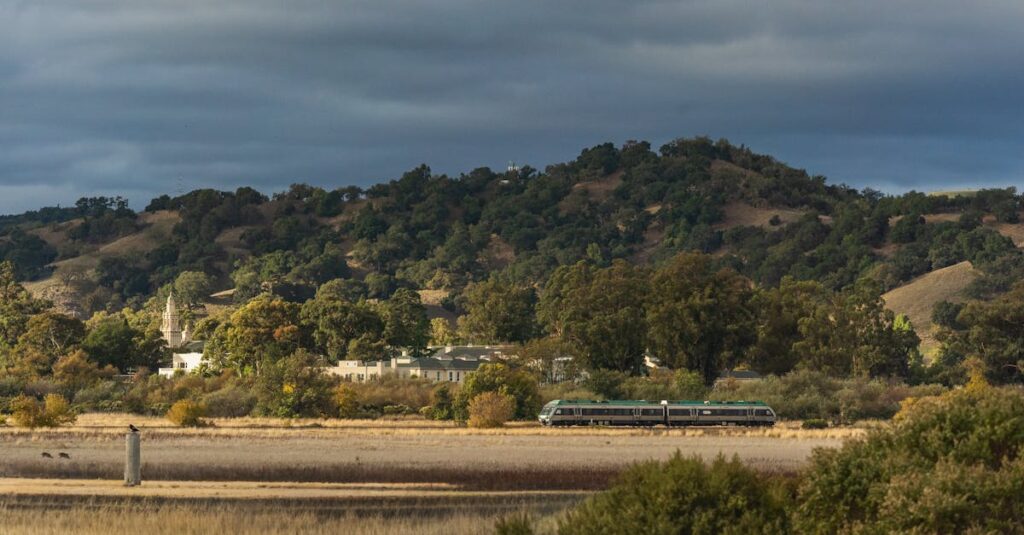 Train retardé ou annulé : comment obtenir un remboursement ? obtenez un remboursement rapide et facile pour vos billets de train en cas de retard, annulation ou autre problème. découvrez nos conseils et démarches pour récupérer votre argent.