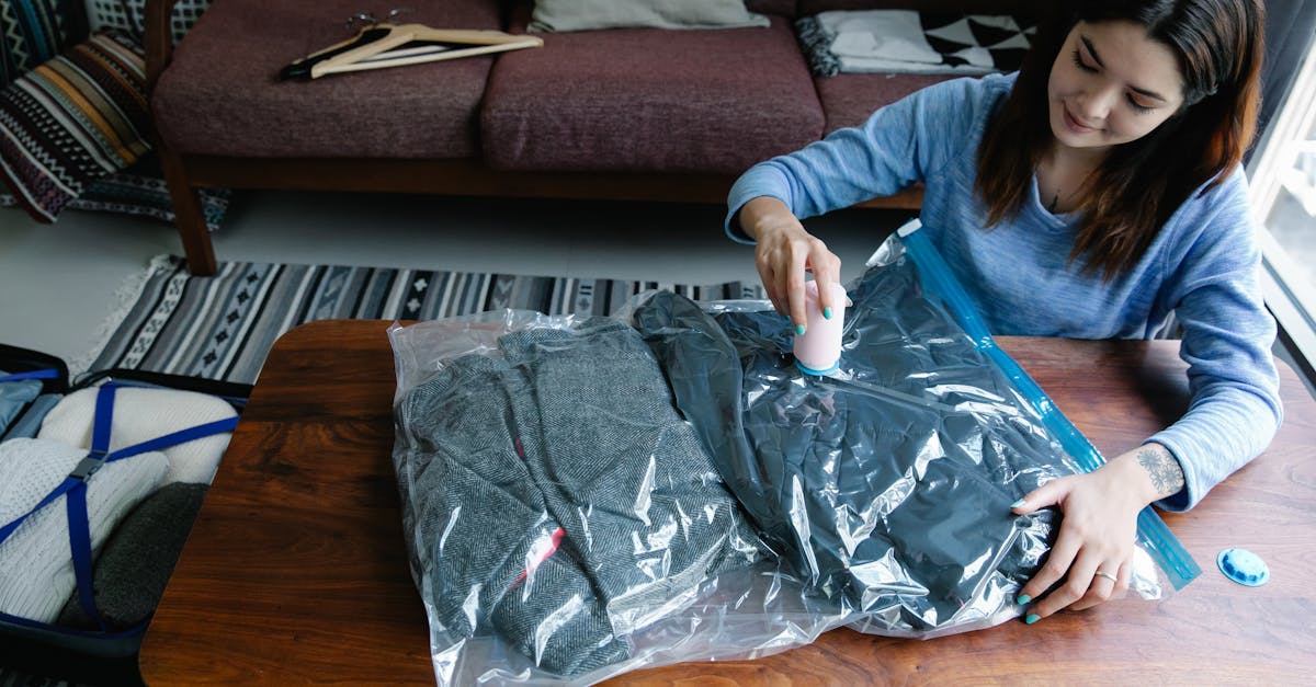 découvrez notre valise compacte, idéale pour vos déplacements rapides et pratiques. légère, robuste et facile à transporter, elle optimise votre espace sans compromettre la capacité.