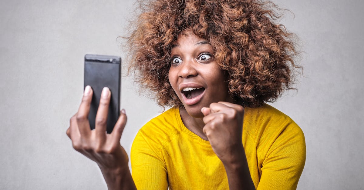 découvrez tout sur les cheveux bouclés : soins, coiffures, astuces et produits pour sublimer vos boucles naturellement.