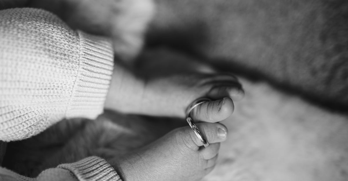 découvrez les bienfaits du bain de pieds au vinaigre pour soulager la fatigue, éliminer les odeurs et revitaliser votre peau.