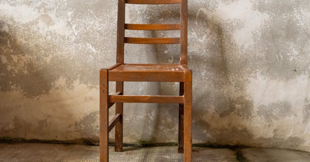 découvrez notre collection de meubles vintage, alliant charme d'antan et design intemporel pour sublimer votre intérieur avec authenticité.