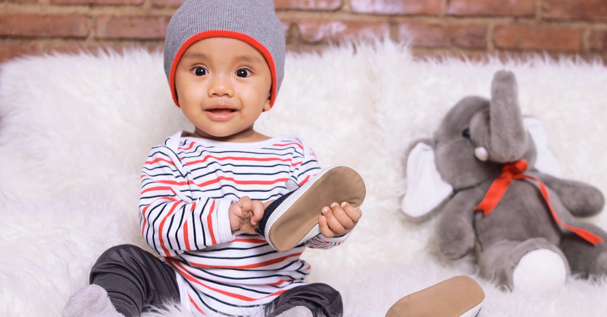 découvrez les causes possibles des selles blanches chez les enfants, leurs symptômes et les conseils pour agir rapidement afin de préserver la santé digestive de votre enfant.