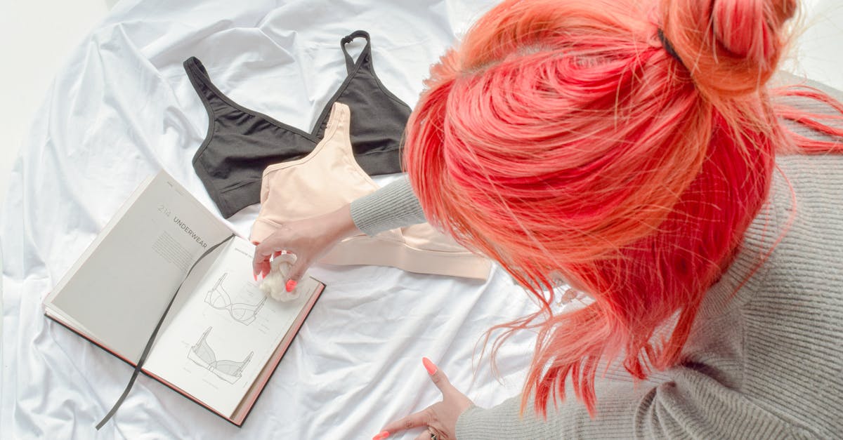 découvrez les tendances capillaires féminines incontournables de 2025 pour un style moderne et élégant tout au long de l'année.